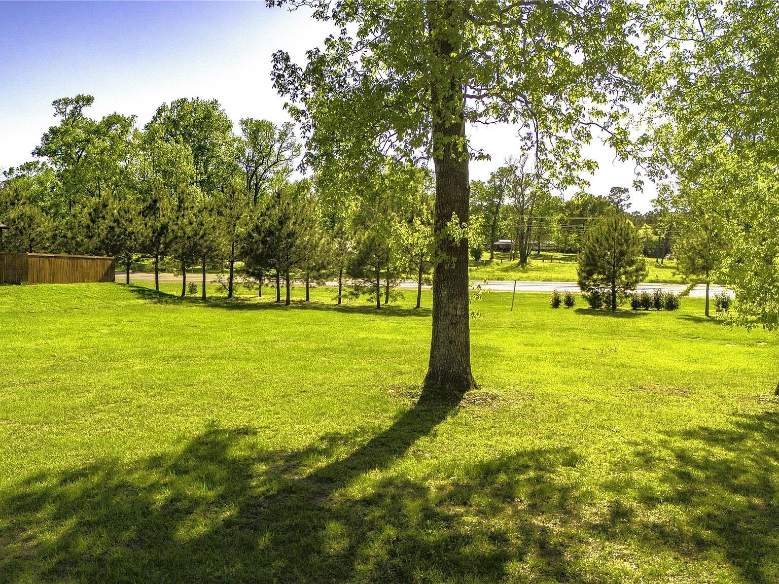 Hawthorn Cir Livingston, TX 77351  | Land/Lot