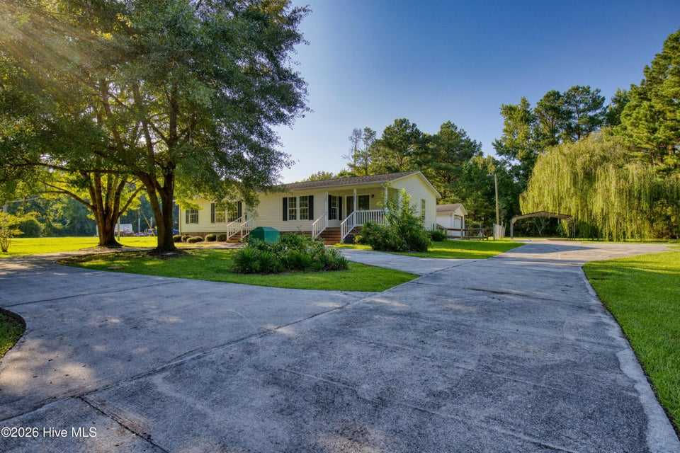 15484 NC-210, Rocky Point, NC, USA, 28457