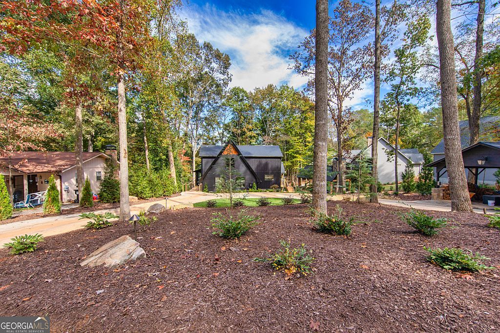 427 Rue Cezzan Lavonia, GA 30553  | Single Family