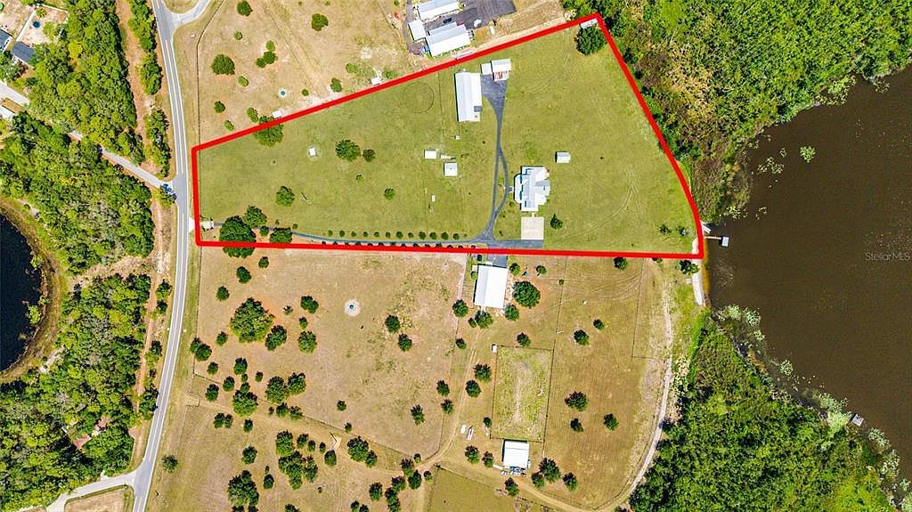 5251 SE 180th Avenue Rd Ocklawaha, FL 32179  | Single Family