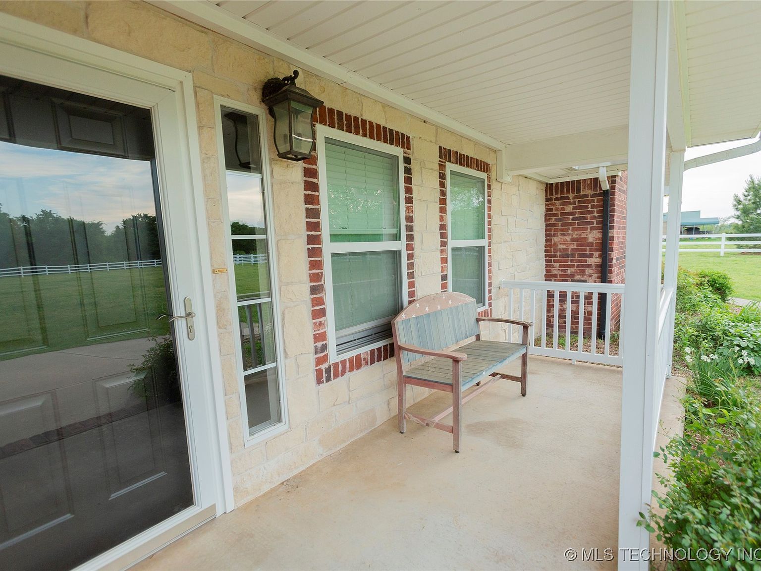 2284 E Roping Rd Atoka, OK 74525 | Single Family