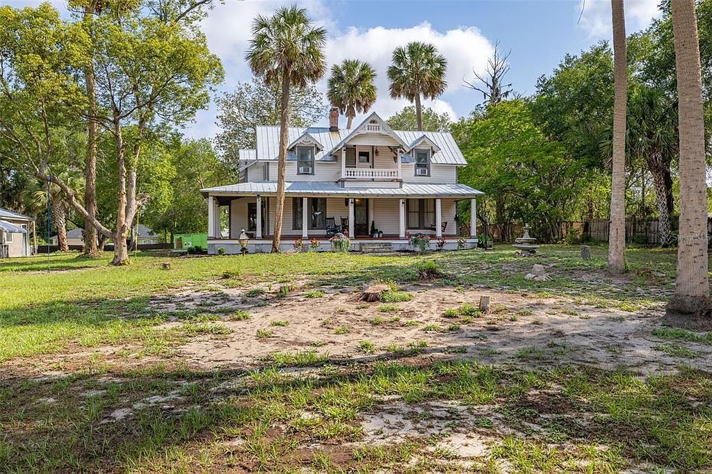 525 W Blue Springs Ave Orange City, FL 32763 | Single Family