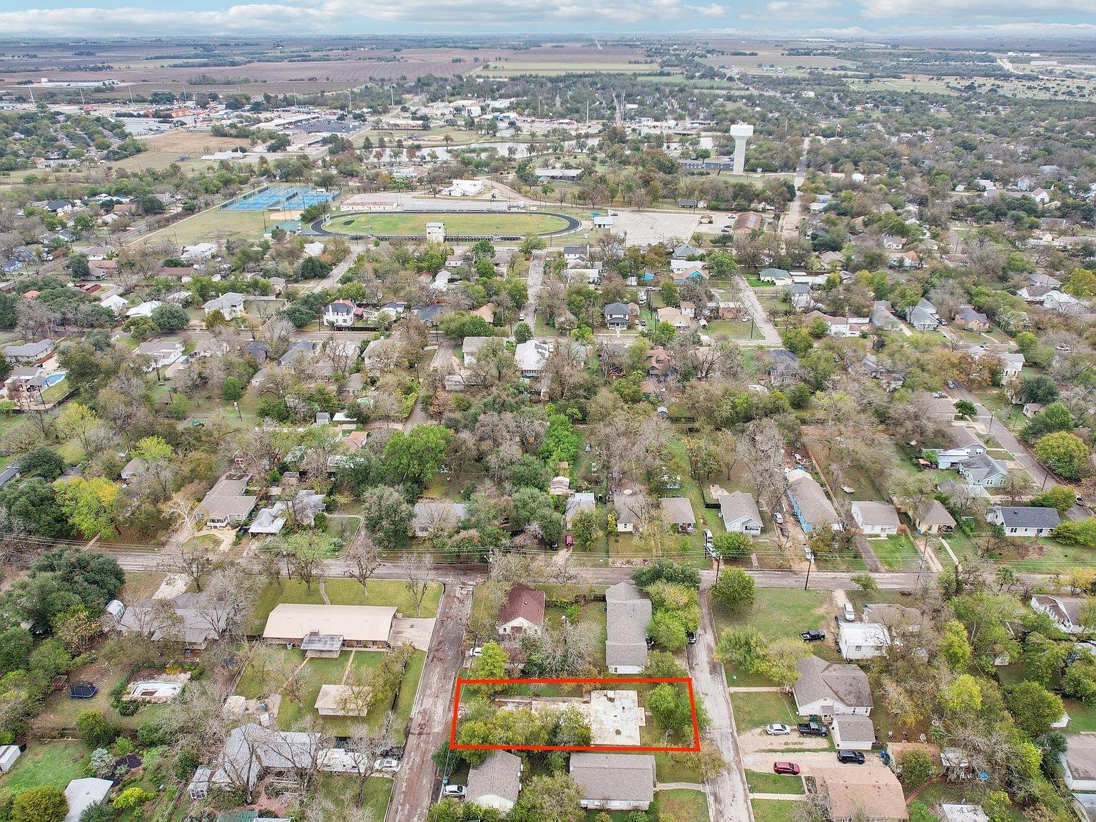 904 James St Taylor, TX 76574  | Land/Lot