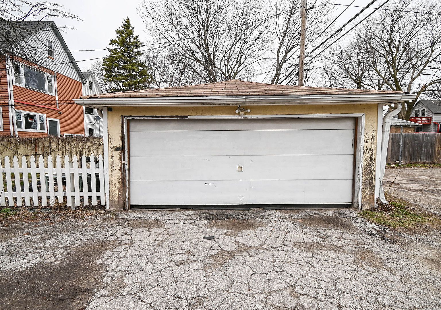 1423 Victoria Ave North Chicago, IL 60064  | Single Family