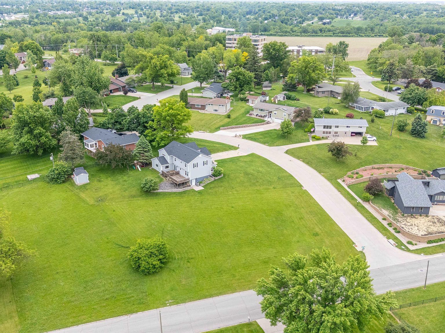 502 Brentwood Rd Marshalltown, IA 50158  | Land/Lot