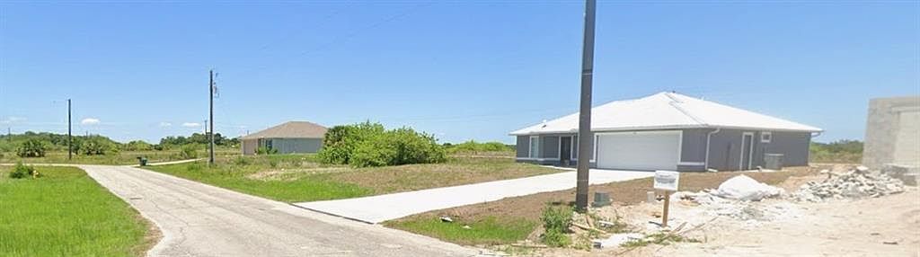 305 Song Ct Labelle, FL 33935  | Multi Family