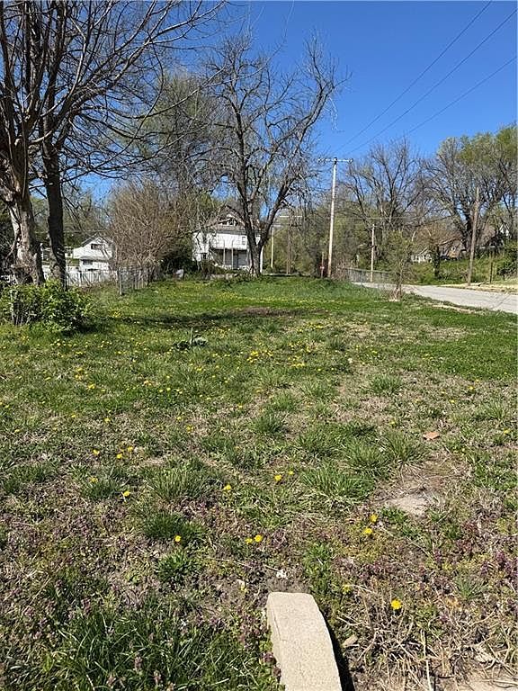 1210 N 3rd St Saint Joseph, MO 64501 | Land/Lot