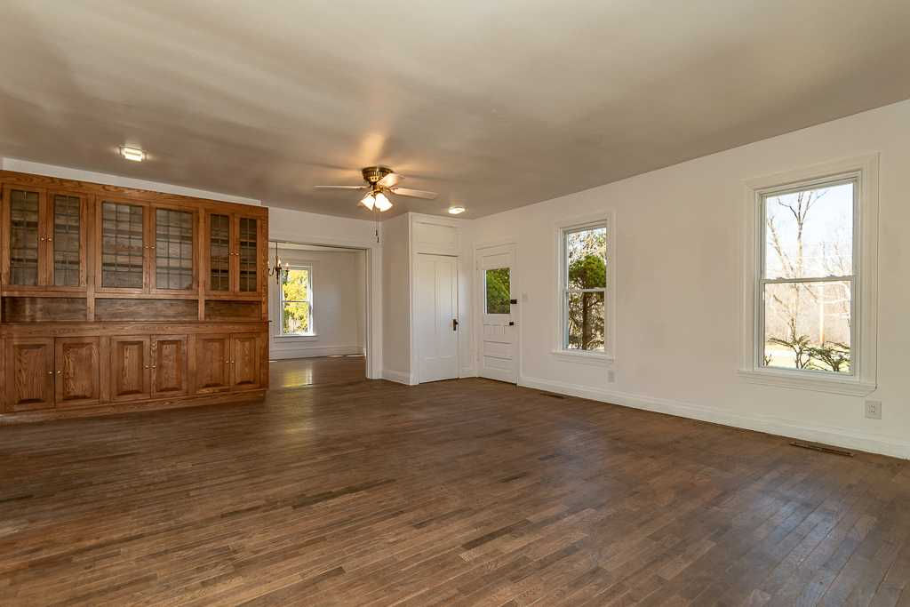 7504 Warner Road, Madison, OH, USA, 44057 - Thumbnail 4