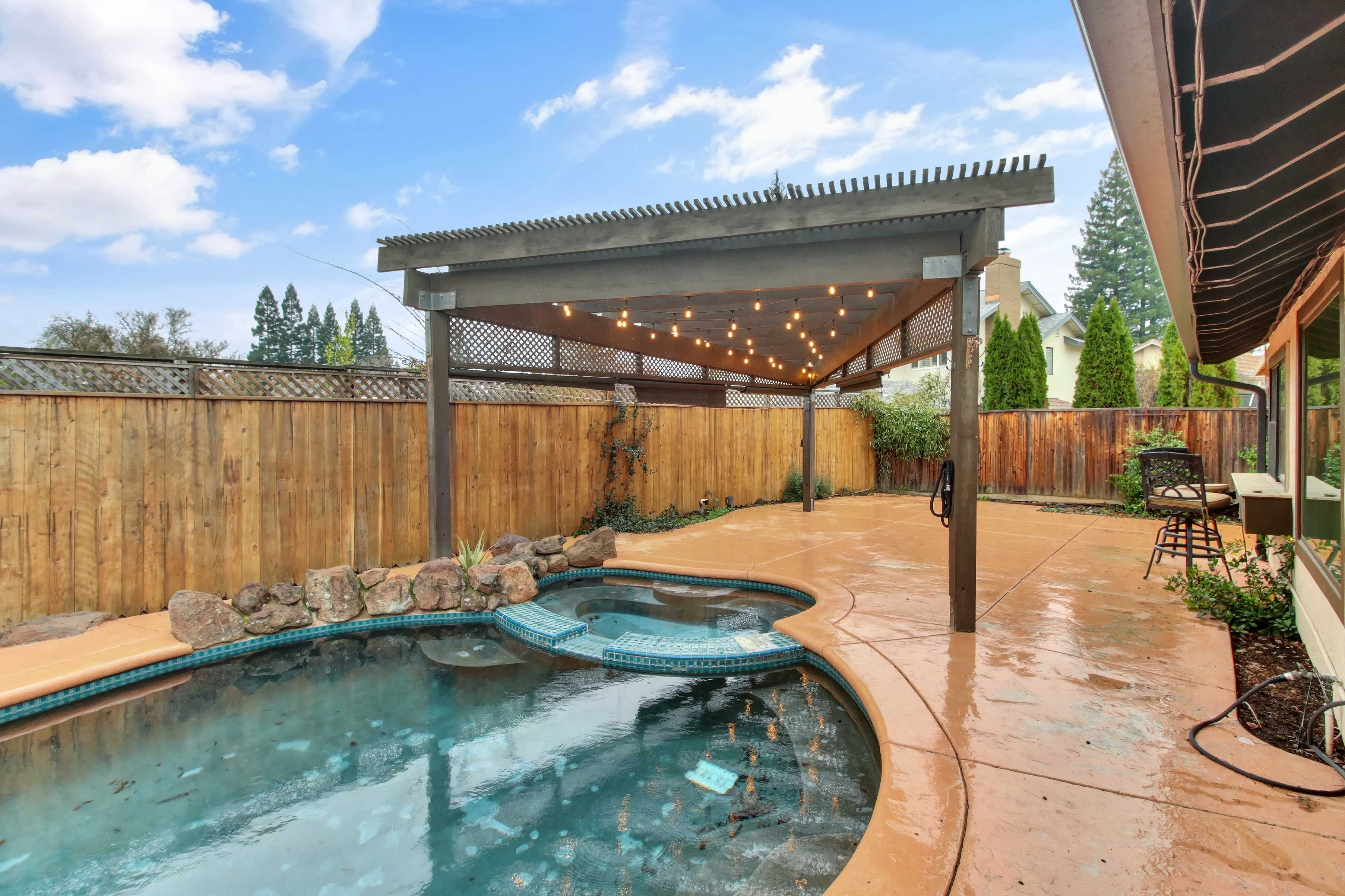 9153 SHADY HOLLOW WAY, fair oaks, CA, 95628  | Single Family