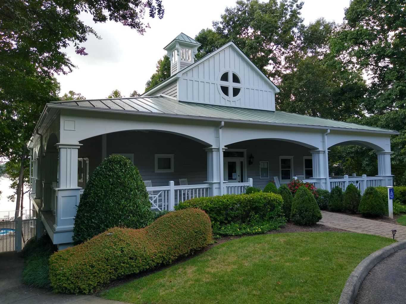 379 Island Pointe Lane, Moneta, VA, USA - Thumbnail 5