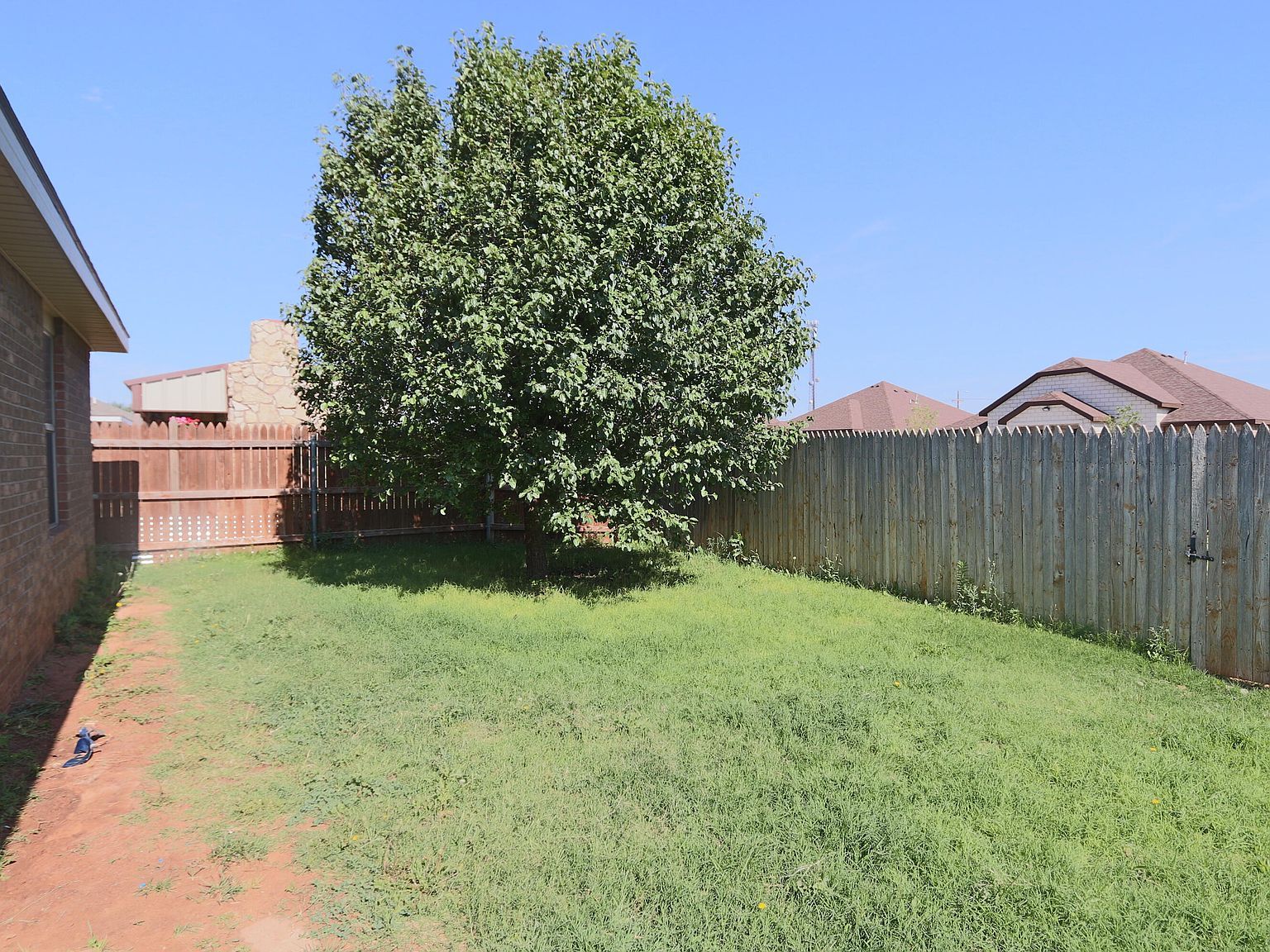 6810 83rd St Lubbock, TX 79424  | Single Family