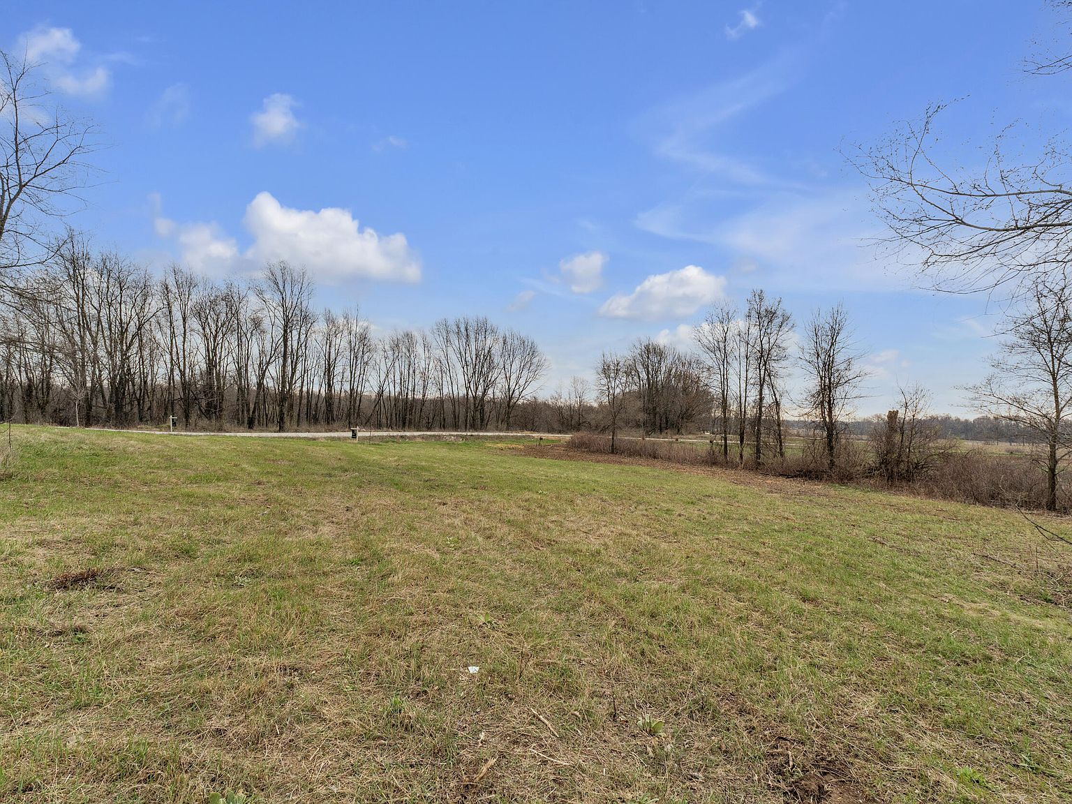 1057 Overlook Ct Saline, MI 48176  | Land/Lot