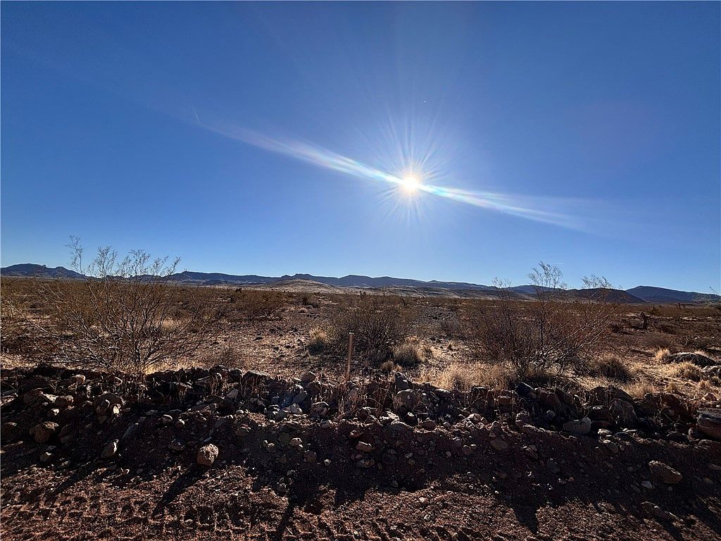 LOT 3 N Dilkon Rd Golden Valley, AZ 86413 | Land/Lot