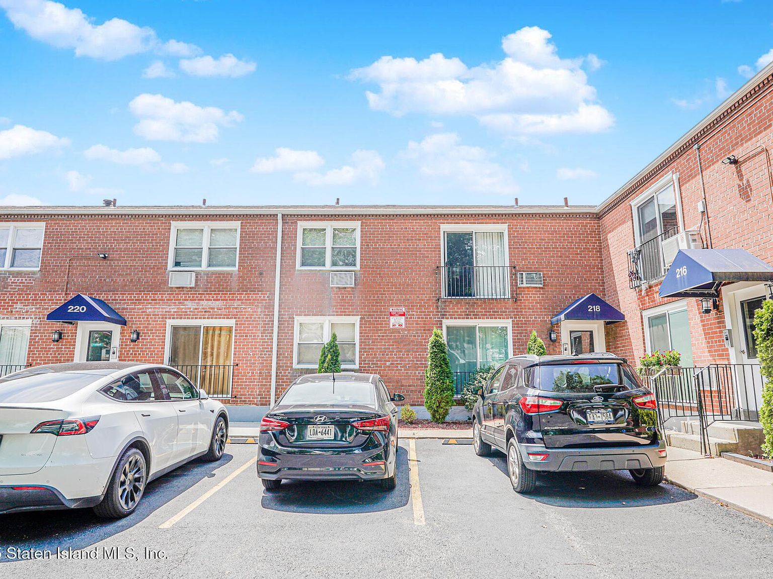 218 Naughton Ave #C Staten Island, NY 10305 | New build