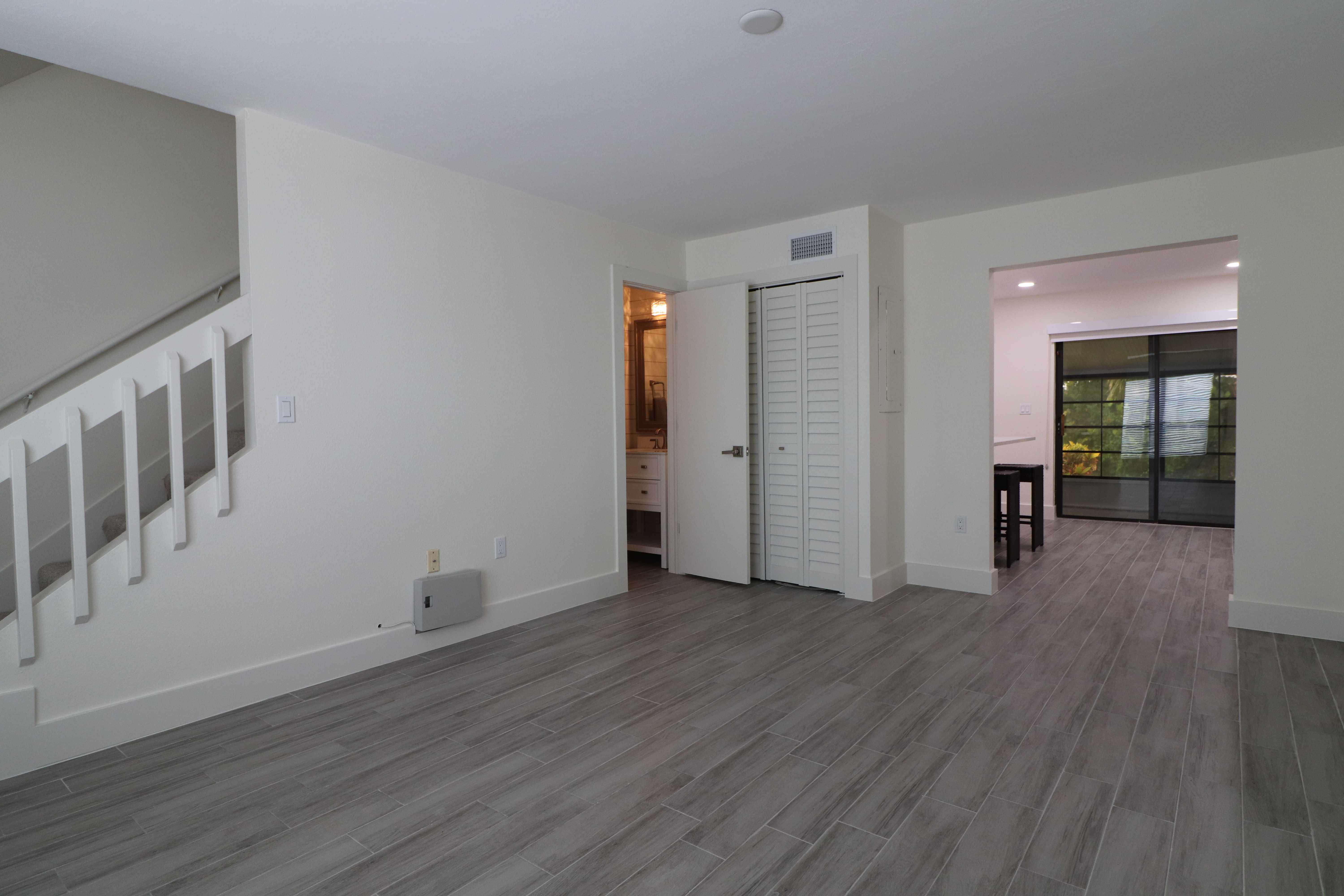 94 Marco Villas Drive, Marco Island, FL, USA, 34145 - Thumbnail 5