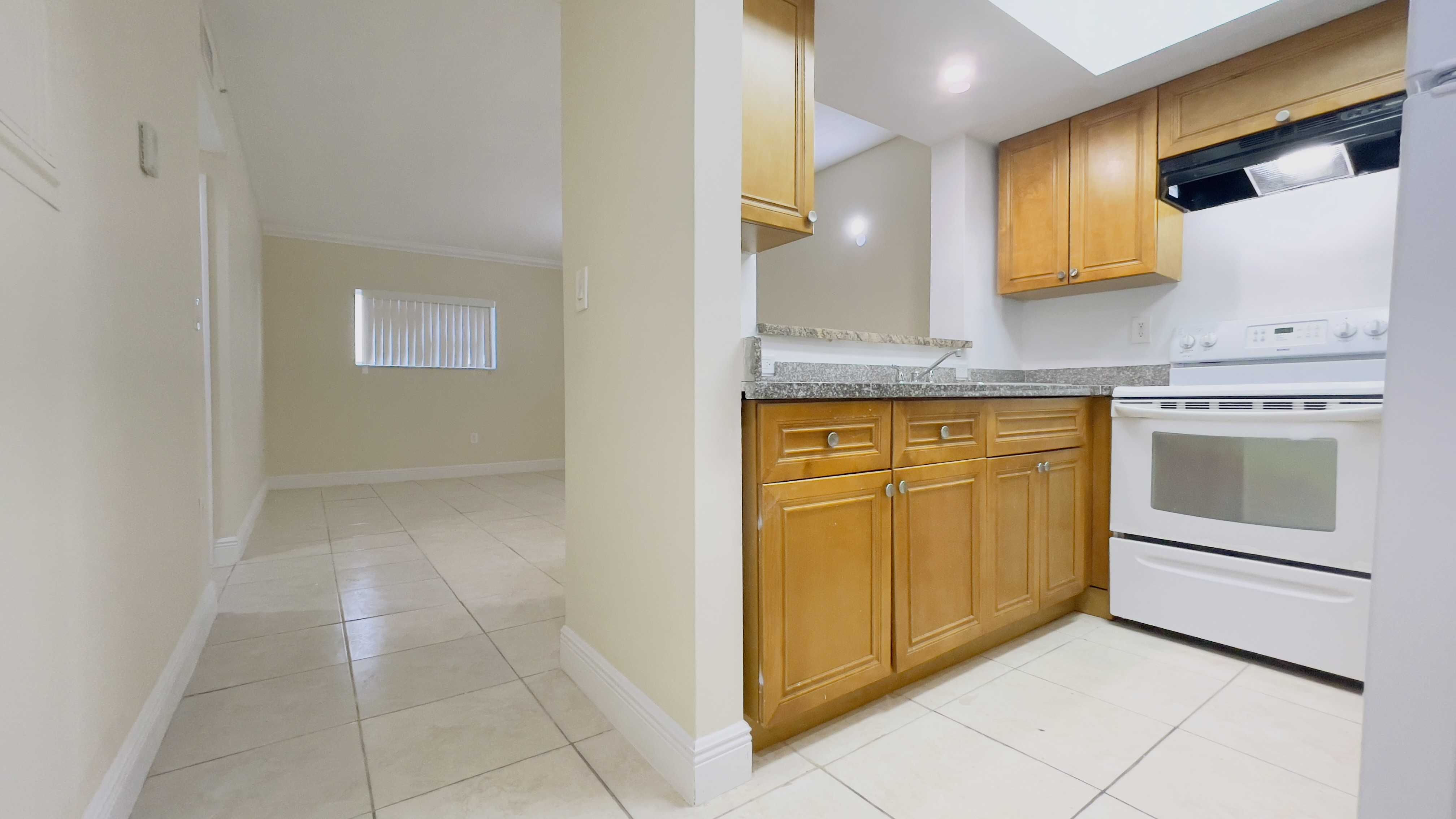 11000 SW 200th St, Cutler Bay, FL, USA, 33157  | Condominium