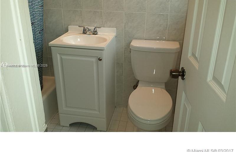 330 74th St APT 13 Miami Beach, FL 33141  | Condominium