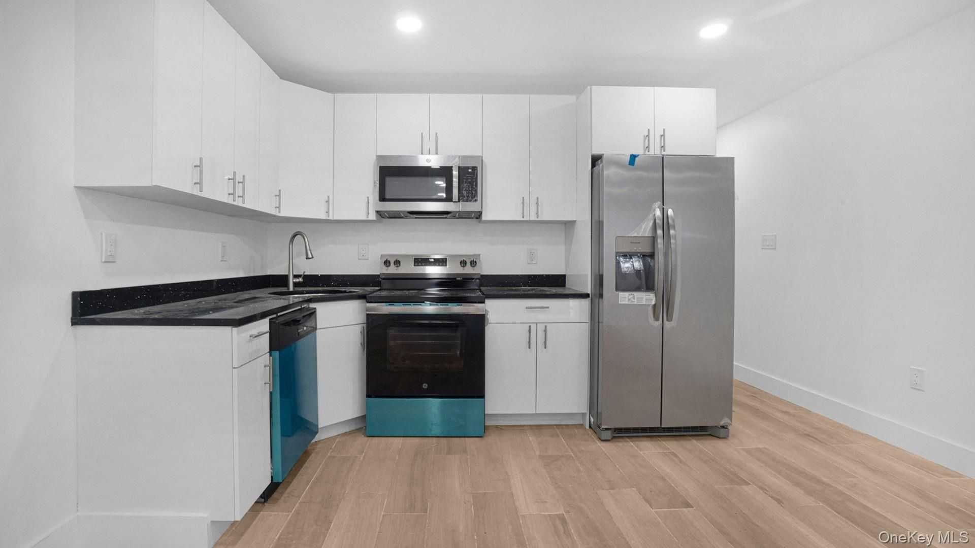 3968 Duryea Ave Bronx, NY 10466 - Thumbnail 5