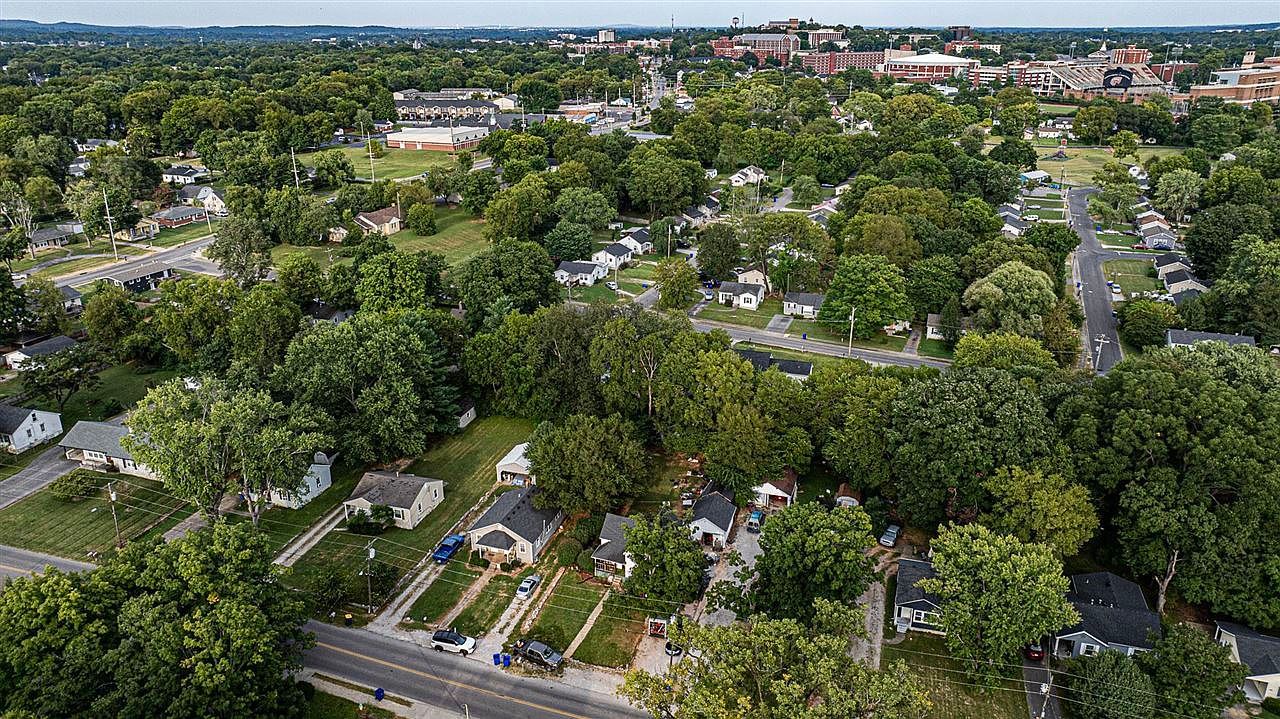 1624 S Sunrise Dr Bowling Green, KY 42101 | Multi Family