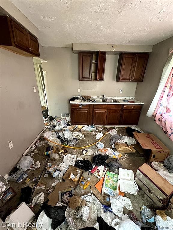 15820 Bramell St Detroit, MI 48223 | Single Family