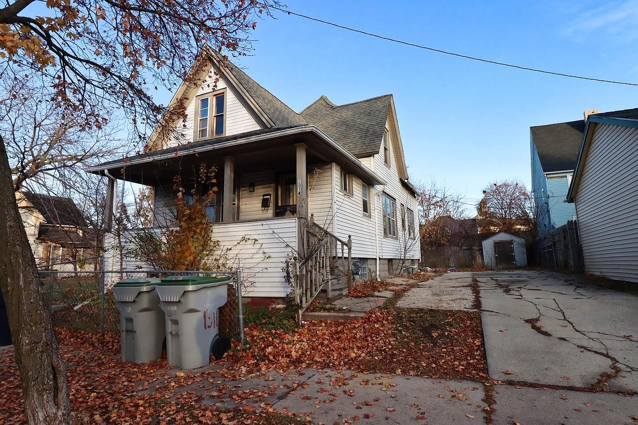 1314 N 22nd St Milwaukee, WI 53205 | Single Family
