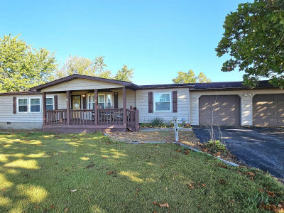 14228 Lake Of Egypt Rd Marion, IL 62959