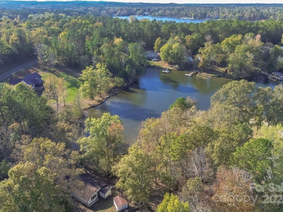 1645 Rolling Hills Rd Ridgeway, SC 29130