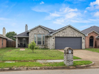 119 Lipan St Greenville, TX 75402
