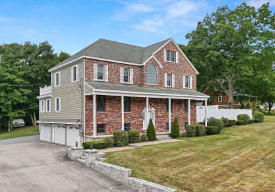2 Dana Dr Groveland, MA 01834