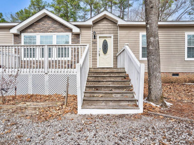 160 Janyce Dr Kenly, NC 27542