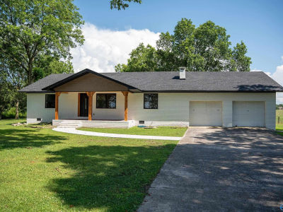 381 Red Barn Rd Guntersville, AL 35976