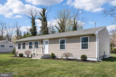 206 Cornelius St Bayville, NJ 08721