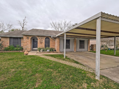 6363 French Chateau Dr Houston, TX 77088