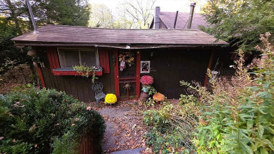7 Hog Hollow Rd Shelburne Falls, MA 01370