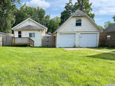 225 20th St SE Mason City, IA 50401