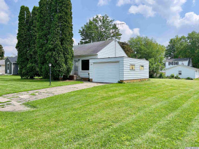 333 W North St Manly, IA 50456