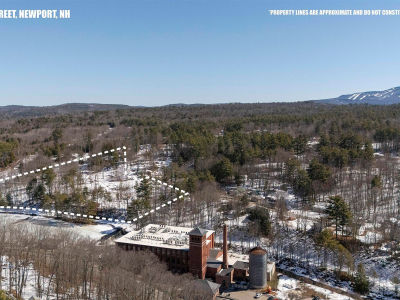 45 Parkview St Newport, NH 03773