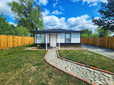 3021 W Peninsula Dr Moses Lake, WA 98837