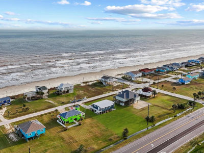 16526 Jamaica Beach Rd Jamaica Beach, TX 77554