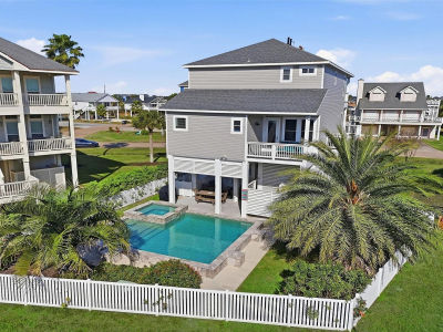 4106 Silver Reef Galveston, TX 77554