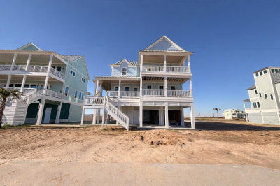 11350 Beachside Dr Galveston, TX 77554