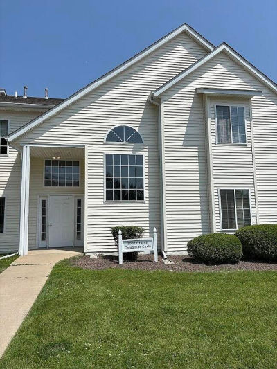 3000 Columbine Cir APT G Valparaiso, IN 46383