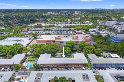 3600 Harrison St APT 16B Hollywood, FL 33021