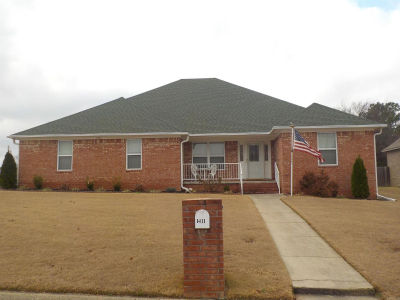 1411 Sydney St Searcy, AR 72143