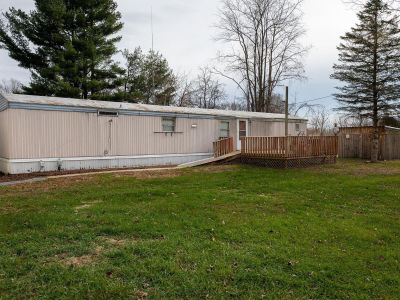 3179 Center St Tippecanoe, IN 46570