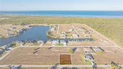 4002 NW 42nd Ave Cape Coral, FL 33993