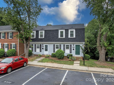 8300 Knights Bridge Rd Charlotte, NC 28210