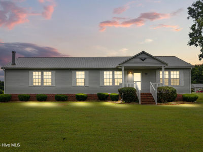 2717 Idalia Rd Aurora, NC 27806