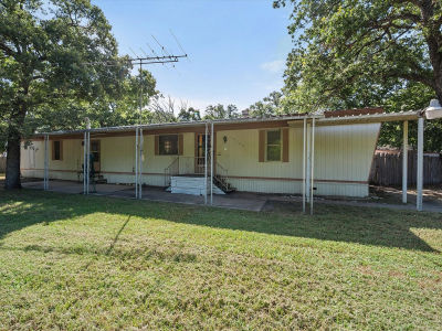 12109 Lunar Ln Burleson, TX 76028