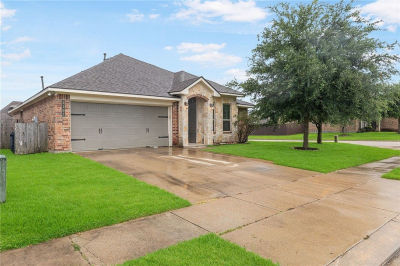 4161 Shallow Creek Loop College Station, TX 77845